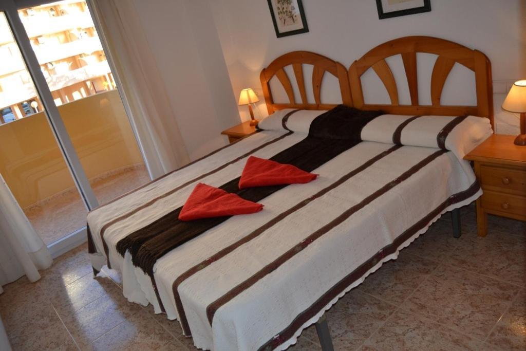 Apartamentos Turisticos Puerto Tomas Maestre La Manga del Mar Menor Chambre photo